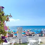 Aparthotel Kinga 4*