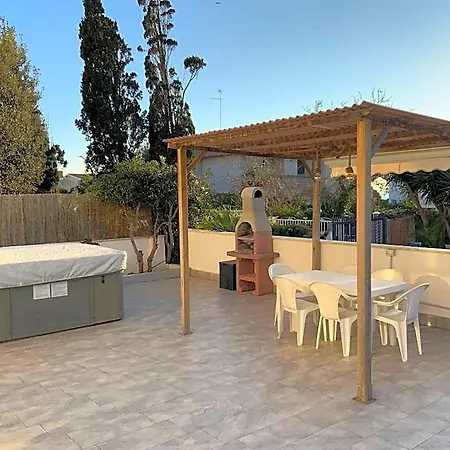 Aparthotel Kinga Anzio