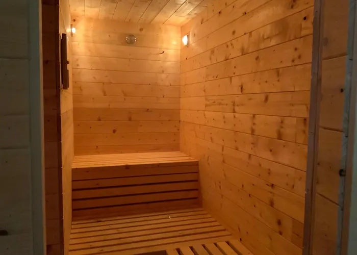 Kinga 公寓式酒店 4*